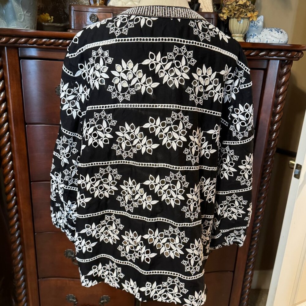 Chico's Monochrome Floral Open Jacket - Picture 3 of 8